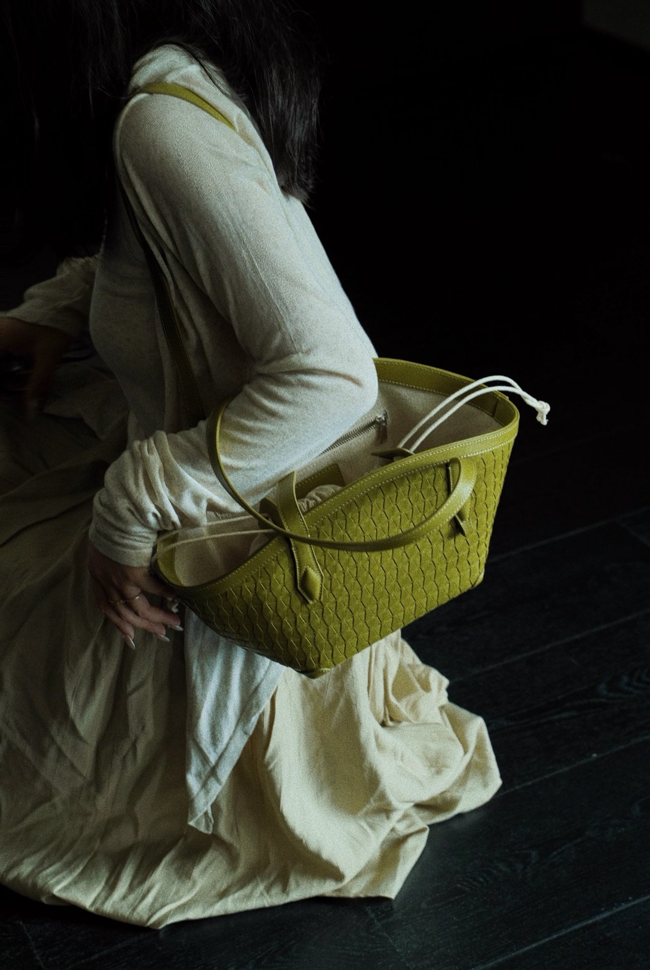 product-21 Chic Bucket Bag - 图片 1